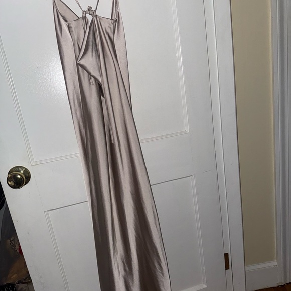 Elegant Satin Gown in champagne - Picture 3 of 5